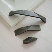 Load image into Gallery viewer, 1.25"-7.55" Modern Brushed Black Pulls, Knobs & Handles | Kitchen, Cabinet, Dresser, Drawer & Wardrobe Hardware