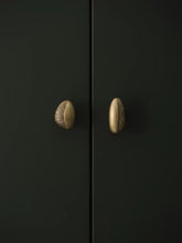 Load image into Gallery viewer, French Vintage Pebble Shape Brass Cabinet Knob, Aged Bronze Designer Drawer Pull, Luxury Furniture Hardware for Wardrobe & Cupboard