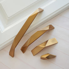 Load image into Gallery viewer, 1.25"-7.55" Modern Champaign Gold Pulls, Knobs & Handles | Kitchen, Cabinet, Dresser, Drawer & Wardrobe Hardware