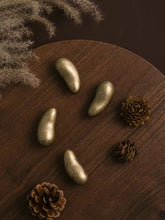 Load image into Gallery viewer, French Pebble Shape Brass Cabinet Pull, Aged Antique Bronze Drawer Handle for Cupboard Wardrobe
