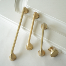 Load image into Gallery viewer, 3.78", 5" & 7.55" Brushed Brass Drawer Handles | Cabinet Knobs, Kitchen Pulls & Dresser Hardware | Furniture & Cabinet Hardware