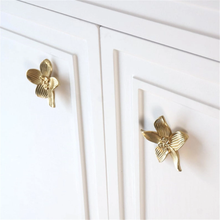 Load image into Gallery viewer, Brass Flower Knobs | Nordic Style Kitchen & Cabinet Handles, Drawer Pulls, Wardrobe Knobs