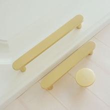 Load image into Gallery viewer, 3.78"-5.0" (96-128mm) Simple Modern Brushed Brass & Black Pulls, Knobs & Handles | Cabinet, Dresser, Drawer & Wardrobe Hardware
