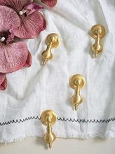 Load image into Gallery viewer, French Light Luxury Brass Knob - Gold Minimalist Handle for Shoe Cabinets, Wardrobes & Drawers