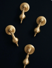 Load image into Gallery viewer, French Light Luxury Brass Knob - Gold Minimalist Handle for Shoe Cabinets, Wardrobes & Drawers