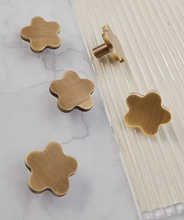 Load image into Gallery viewer, Star Shape Brass Cabinet Pulls | French Retro Antique Brass Handles for Kids Room