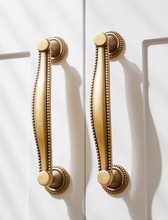 Load image into Gallery viewer, American Antique Brass Shell Pulls, Solid French Luxury Cabinet Drawer Wardrobe Handles