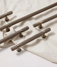 Load image into Gallery viewer, Mid-Century Carved Brass Drawer Pulls, Retro Antique Copper Modern French Cabinet Wardrobe Handles
