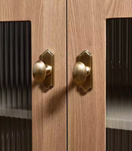 Load image into Gallery viewer, Mid‑Century Modern Luxury Brass Drawer Pulls French Retro High‑End Handles for Kids Room Kitchen Wardrobe Cabinet