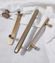 Load image into Gallery viewer, Modern Minimalist Mid‑Century Brass Cabinet Pulls, French Retro Handles for Drawer Wardrobe Furniture