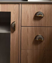 Load image into Gallery viewer, French Retro Brass Shell Handles, New Mid‑Century Pulls for Cabinet Drawer Wardrobe Furniture