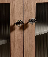 Load image into Gallery viewer, Fan‑Shaped Creative Brass Drawer Pulls for Kids Room, French Retro Bronze Mid‑Century Luxury Wardrobe Handles