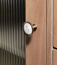 Load image into Gallery viewer, French Retro Crystal Shell Drawer Pulls, Luxury American Mid-Century Brass Handles for Kitchen Cabinets, Drawers and Wardrobes