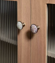 Load image into Gallery viewer, French Retro Crystal Shell Drawer Pulls, Luxury American Mid-Century Brass Handles for Kitchen Cabinets, Drawers and Wardrobes