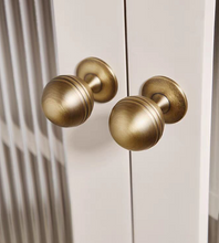 Load image into Gallery viewer, French Retro Round Antique Bronze Brass Knobs, Mid-Century Minimalist Handles for Cabinet Drawer Wardrobe