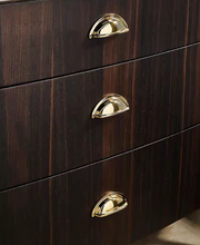 Load image into Gallery viewer, French Cream Style Gold Brass Shell Knobs, Minimalist Single Hole Light Luxury Handles for Cabinets, Drawers and Wardrobes