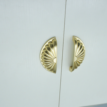 Load image into Gallery viewer, 3"Chrome Drawer Pulls Brushed Nickel Cup Cabinet Pulls Gold Door Handles Unique Drawer Knobs Silver Chrome Cabinet Hardware