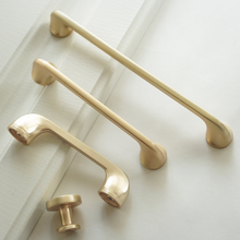 Load image into Gallery viewer, 3.78", 5" & 7.55" Brushed Brass Drawer Handles | Cabinet Knobs, Kitchen Pulls & Dresser Hardware | Furniture & Cabinet Hardware
