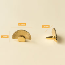 Load image into Gallery viewer, Light Luxury Brass Retro Pull Handle Modern Gold Pull Handle Wardrobe Pull Handle Drawer Door Pull Handle