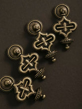 Load image into Gallery viewer, Brass Medieval Maximalist Vintage Cabinet Pulls, Antique Bronze Mid‑Century Furniture Drawer Pendant Handles

