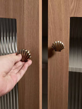 Load image into Gallery viewer, Creative Shell Brass Knobs, Vintage Bronze New Chinese Mid-Century Handles for Kids Room Wardrobes &amp; Drawers
