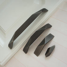 Load image into Gallery viewer, 1.25&quot;-7.55&quot; Modern Brushed Black Pulls, Knobs &amp; Handles | Kitchen, Cabinet, Dresser, Drawer &amp; Wardrobe Hardware
