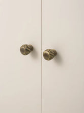 Load image into Gallery viewer, Vintage Hand‑Crafted Brass Cabinet Knob, Antique Bronze Round Single‑Hole Pull for Drawer &amp; Cupboard
