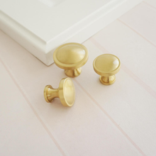 Load image into Gallery viewer, Solid Brass Gold &amp; Chrome Knobs, Pulls &amp; Handles | Cabinet, Drawer, Dresser &amp; Kitchen Hardware
