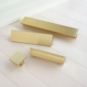 0.6"-6.3" Black & Brushed Brass Rectangle Knobs, Pulls & Handles | Drawer, Dresser, Kitchen Cabinet, Door & Wardrobe Hardware