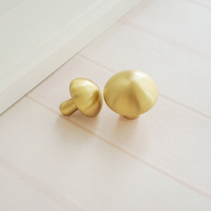Exquisite Mushroom Design Knobs, Pulls & Handles | Drawer, Dresser & Kitchen Cabinet Hardware Decor