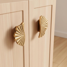 Load image into Gallery viewer, Ginkgo Leaf  Antique Bronze Cabinet Knobs &amp; Pulls for Kitchen
