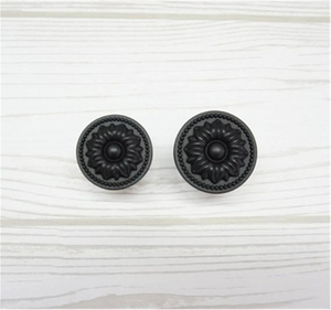 Shabby Chic Black Ornate Knobs, Pulls & Handles | Rustic French Country Dresser, Drawer & Kitchen Cabinet Decorative Hardware