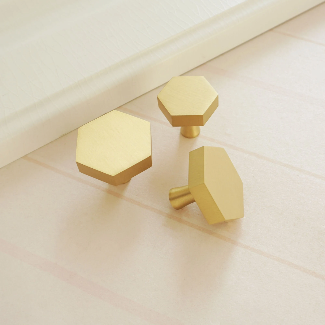 Brushed Brass & Antique Bronze Knobs, Pulls & Handles | Drawer, Kitchen Cabinet, Dresser & Door Hardware