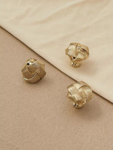 Load image into Gallery viewer, French Style Shiny Gold Solid Brass Small Cabinet Pulls, Light Luxury Mid‑Century Handles for Kitchen, Shoe Cabinet and Wardrobe Doors
