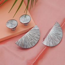 Load image into Gallery viewer, Semicircle Silver Chrome &amp; Gold Pulls, Handles &amp; Knobs | Cabinet, Drawer, Door &amp; Kitchen Hardware
