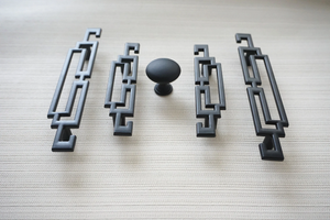 2.5"-5.0" (64-128mm) Black Knobs, Pulls & Handles | Chinese Style Cabinet Door, Drawer, Dresser & Cupboard Kitchen Hardware