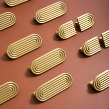 Load image into Gallery viewer, 1.26&quot;, 2.5&quot; Brass Kitchen &amp; Cabinet Knobs | Unique Drawer Pulls, Cupboard &amp; Dresser Handles, 32 - 64mm
