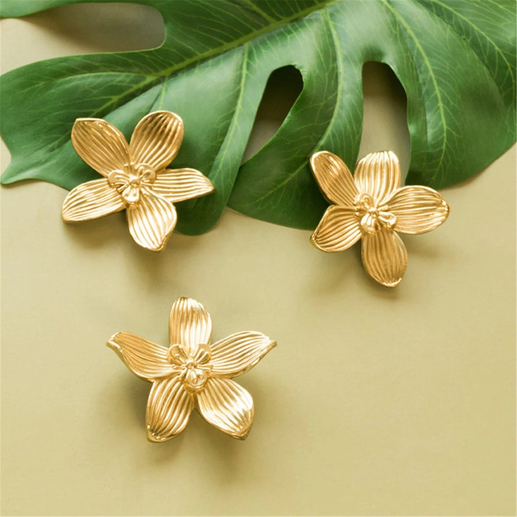 Brass Flower Knobs | Nordic Style Kitchen & Cabinet Handles, Drawer Pulls, Wardrobe Knobs