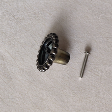 Load image into Gallery viewer, Steampunk Gear Vintage Knobs, Pulls &amp; Handles (Antique Bronze, Silver, Glass) | Unique Cabinet, Drawer, Dresser &amp; Kitchen Door Hardware
