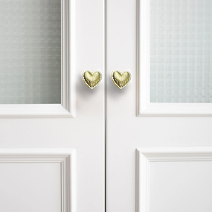 Heart-Shaped Knobs, Pulls & Handles (Chrome, Gold, Bronze, Brass) | Cabinet, Drawer & Kitchen Hardware