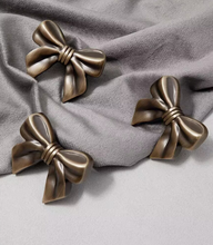 Load image into Gallery viewer, Bowknot Creative Brass Pulls, French Retro Mid-Century Luxury Kids Room Cabinet Drawer Handles
