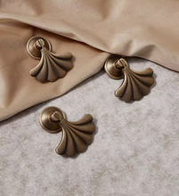 Load image into Gallery viewer, Ginkgo Leaf Mid-Century Brass Drawer Pulls, Antique Copper Retro Pendant Cabinet Handles for Kids Room Wardrobe
