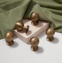 Load image into Gallery viewer, French Round Brass Drawer Knob, Retro New Chinese Bronze Wardrobe Cabinet Handle
