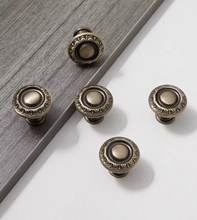 Load image into Gallery viewer, French Retro Brass Small Drawer Knobs, Modern Minimalist Premium Mid-Century Handles for Kitchen Cabinets, Drawers and Wardrobes
