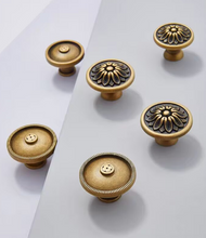 Load image into Gallery viewer, Vintage Single Hole Antique Bronze Round Knobs, Modern Minimalist Luxury Solid Brass Handles for Cabinets, Drawers and Wardrobes
