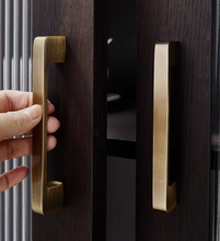 Load image into Gallery viewer, Mid-Century Long Brass Pulls | American Retro Antique Brass Cabinet &amp; Wardrobe Handles
