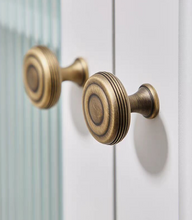 Load image into Gallery viewer, Mid-Century Antique Bronze Brass Handles, Luxury Vintage Pulls for Cabinets, Drawers &amp; Wardrobes
