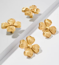 Load image into Gallery viewer, Modern Four-Leaf Clover Brass Handles, Creative Knobs for Kids Cabinet, Drawer &amp; Wardrobe
