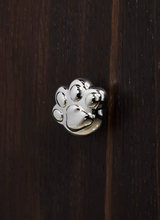 Load image into Gallery viewer, French Luxury Silver Cat Paw Single Hole Knobs, Lovely Cartoon Small Handles for Children’s Wardrobe, Drawer and Shoe Cabinet
