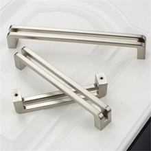 Load image into Gallery viewer, 3.75&quot;, 5&quot;, 6.3&quot; (96, 128, 160mm) Black, Brushed Nickel &amp; Gun Metal Dresser Pulls | Kitchen Cabinet Door, Wardrobe &amp; Cupboard Handles, Knobs
